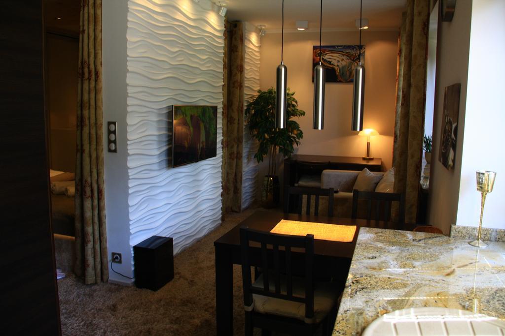 Old Muranow Apartment By Warsawresidence Group Varsóvia Quarto foto